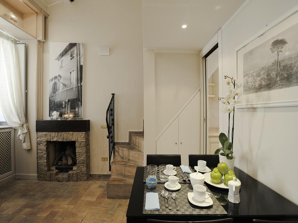 Antiche Residenze Romane - Campo De' Fiori エクステリア 写真